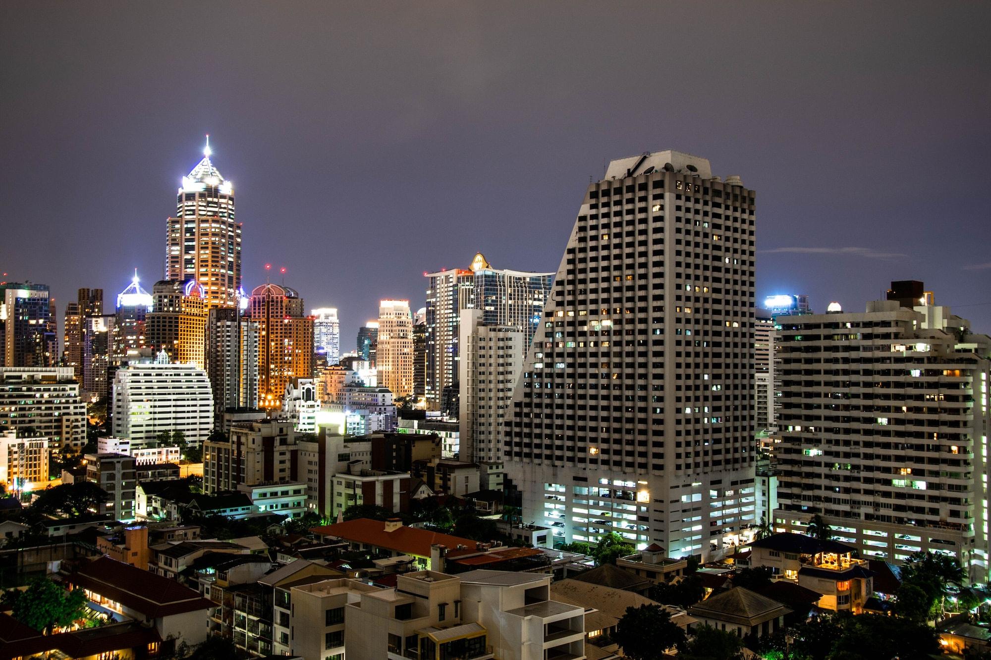 Teja Hotel Bangkok Exteriör bild